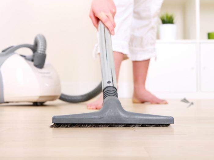 Máy hút bụi sẽ giúp bạn tiết kiệm thời gian và công sức
